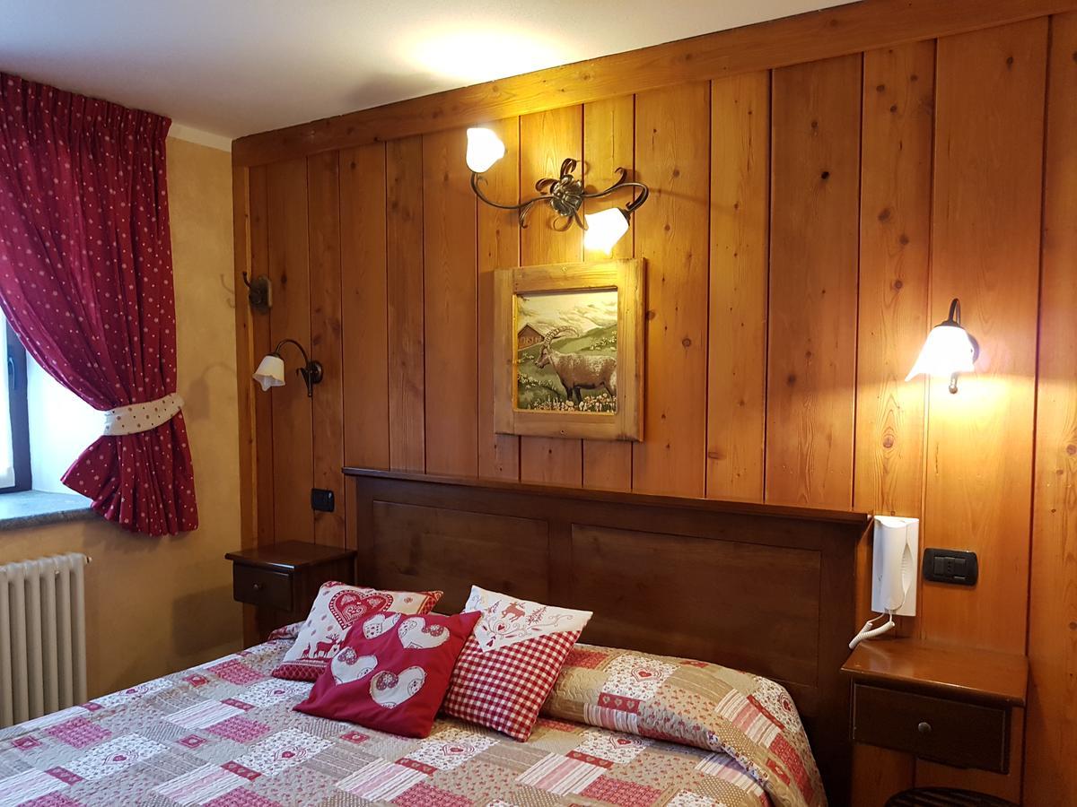 L'Ancien Paquier Chambre D'Hotes Valtournenche Ngoại thất bức ảnh